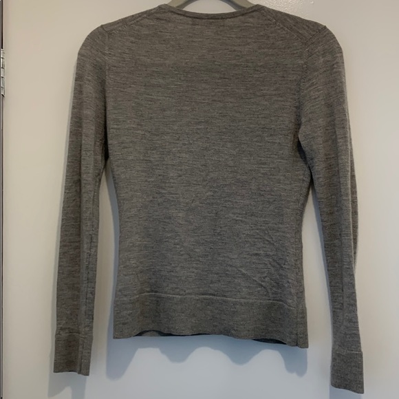 Luxe 100% cashmere fitted cardigan - Picture 4 of 11